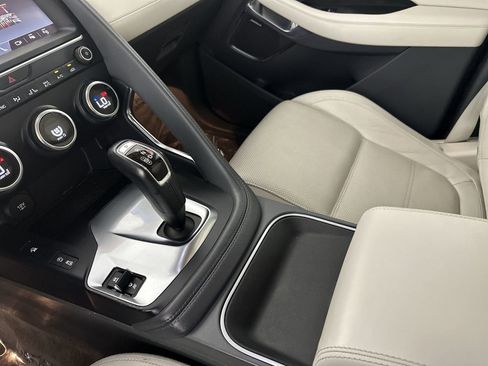 Used 2018 Jaguar E-PACE S AWD/4WD image 21