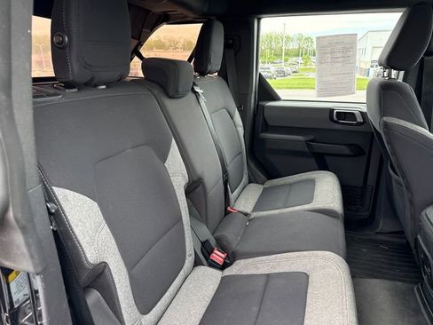 Used 2022 Ford Bronco 4-Door w/ Sasquatch Package AWD/4WD image 14