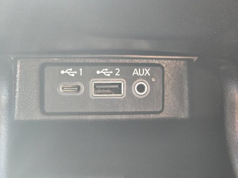 Used 2023 Nissan Maxima SR w/ Sport Mat Group FWD image 34