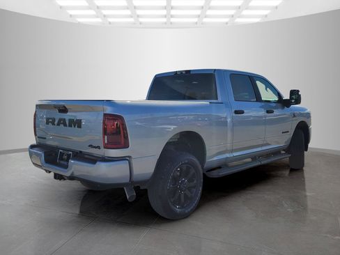 New 2026 RAM 2500 Big Horn AWD/4WD image 4
