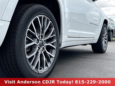 New 2026 Jeep Grand Cherokee Summit w/ Adv Protech Group IV AWD/4WD image 14