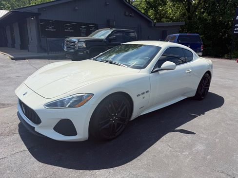 Used 2018 Maserati GranTurismo Sport RWD image 8
