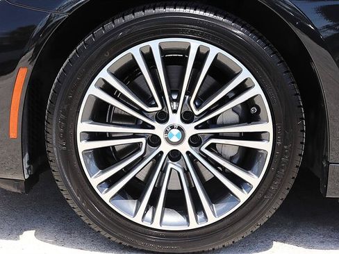 Used 2018 BMW 530i RWD image 55