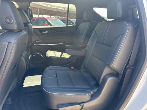 New 2026 Chevrolet Traverse High Country image 11
