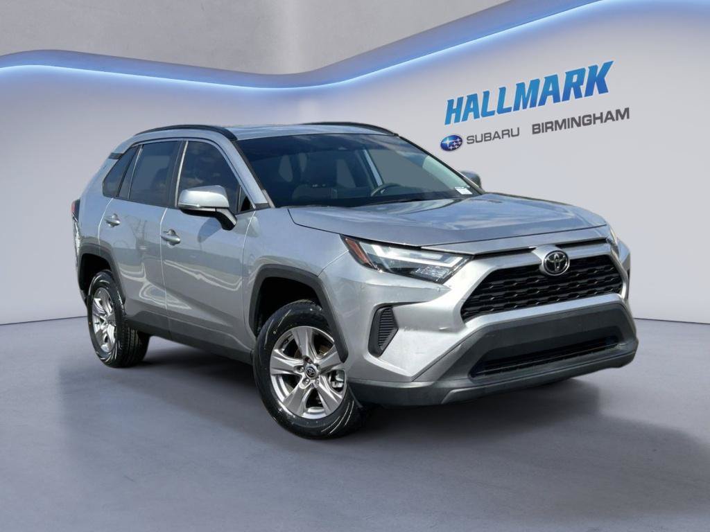 Used 2023 Toyota RAV4 XLE w/ Convenience Package FWD image 1