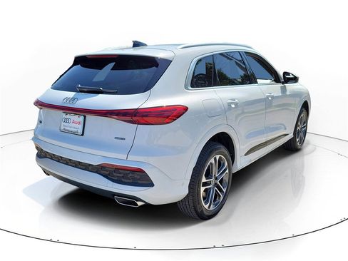New 2025 Audi Q5 Premium Plus image 4