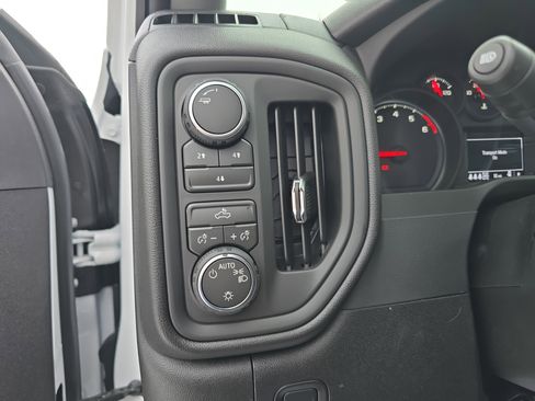New 2026 Chevrolet Silverado 2500 Custom image 19