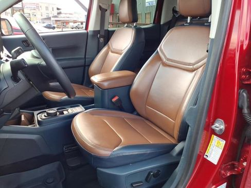 Used 2022 Ford Maverick Lariat w/ Lariat Luxury Package image 11