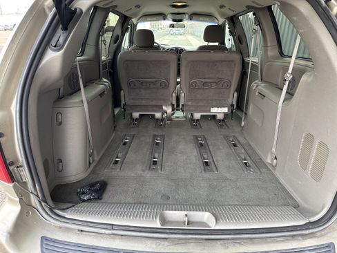 Used 2002 Dodge Grand Caravan Sport image 4