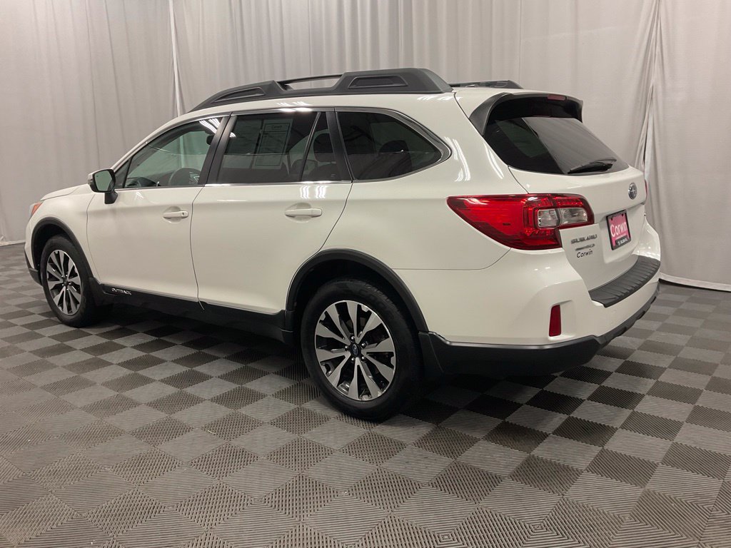 Used 2015 Subaru Outback 2.5i Limited AWD/4WD image 4