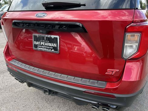 Used 2020 Ford Explorer ST w/ ST High-Performance Pack AWD/4WD image 4