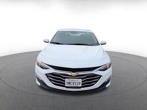 Used 2024 Chevrolet Malibu LT image 4