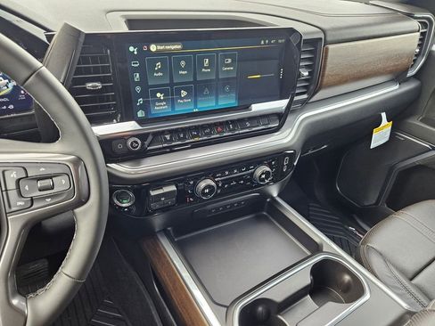 New 2026 Chevrolet Silverado 3500 High Country w/ High Country Premium Package AWD/4WD image 19
