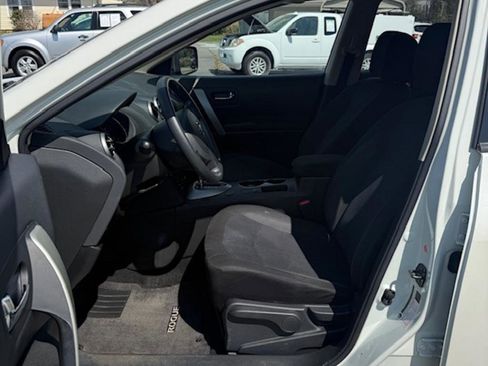 Used 2014 Nissan Rogue S image 10