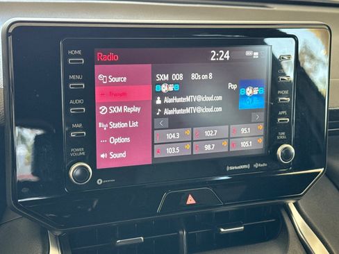 Used 2021 Toyota Venza XLE AWD/4WD image 20