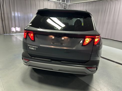 Used 2026 Hyundai Tucson SEL FWD image 6