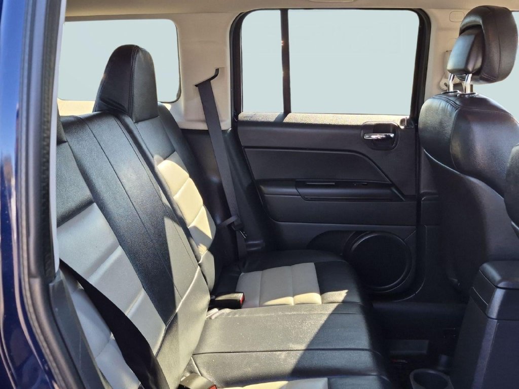 Used 2012 Jeep Patriot Latitude w/ Sun/Sound Group AWD/4WD image 25
