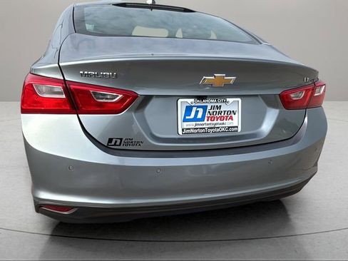 Used 2025 Chevrolet Malibu LT FWD image 7
