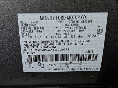 Certified 2025 Ford Explorer ST w/ Sun And Sound Package AWD/4WD image 24
