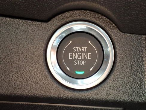 New 2026 Chevrolet Traverse LT w/ Sun and Wheel Package image 23