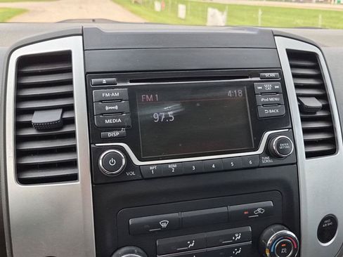 Used 2018 Nissan Frontier SV AWD/4WD image 18