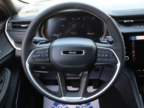 New 2026 Jeep Grand Cherokee Limited w/ Limited Altitude Package AWD/4WD image 21
