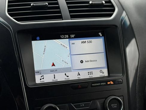 Used 2019 Ford Explorer XLT w/ Equipment Group 201A FWD image 33