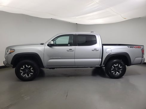Used 2023 Toyota Tacoma TRD Sport image 7