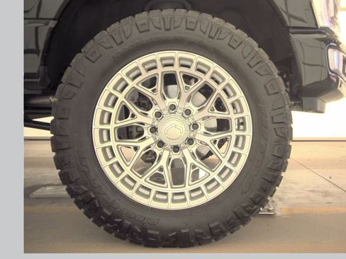 Used 2024 Ford F250 Limited w/ FX4 Off-Road Package image 8