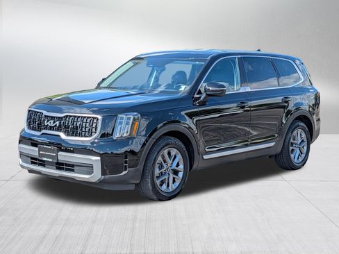 Certified 2023 Kia Telluride LX AWD/4WD image 3