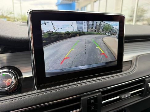 Used 2021 Lincoln Corsair AWD image 5