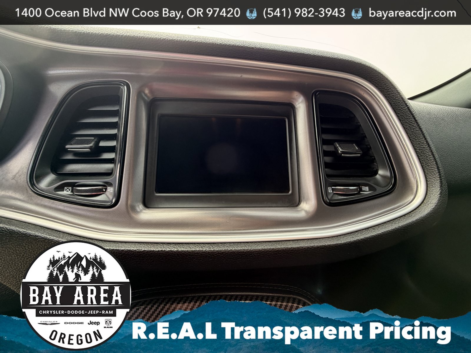 Used 2021 Dodge Challenger SXT RWD image 17