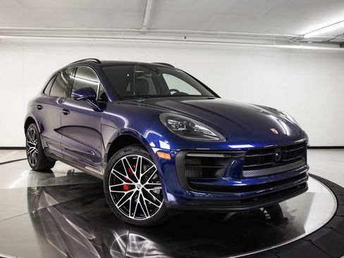 Certified 2026 Porsche Macan S AWD/4WD image 9