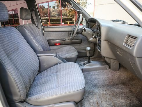Used 1995 Toyota 4Runner SR5 image 24