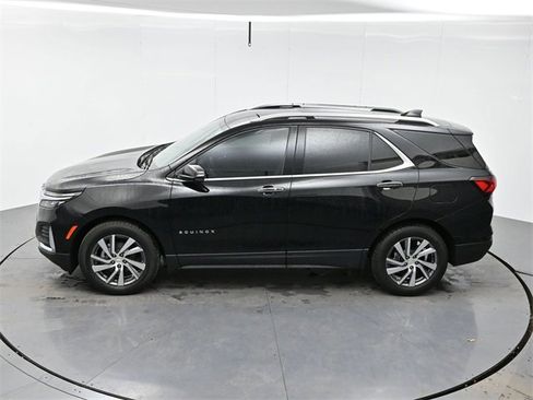 Used 2024 Chevrolet Equinox Premier image 36