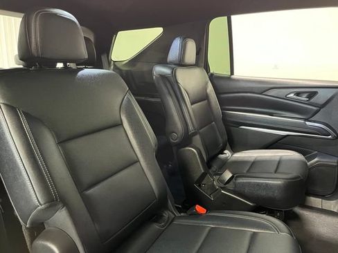 Used 2026 Chevrolet Traverse LT FWD image 14