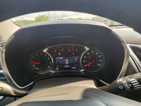 Used 2023 Chevrolet Equinox LT AWD/4WD image 14