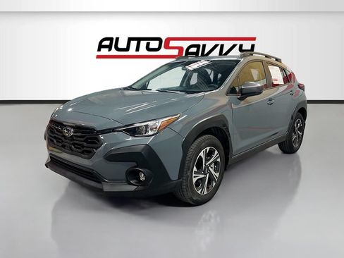 Used 2024 Subaru Crosstrek 2.0i Premium AWD/4WD image 3