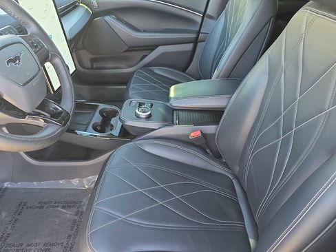 Used 2023 Ford Mustang Mach-E Select image 15