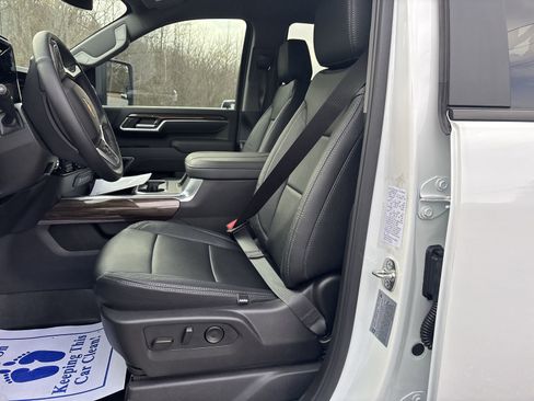 New 2026 Chevrolet Silverado 3500 LT w/ Convenience Package image 15