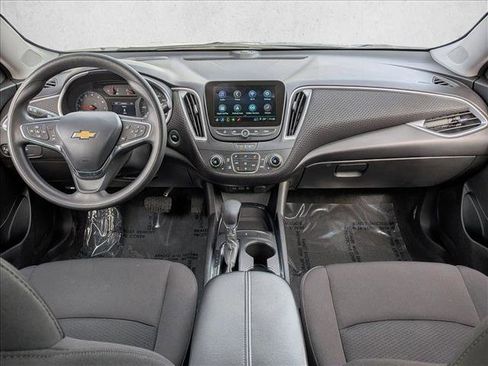 Used 2023 Chevrolet Malibu LT image 19