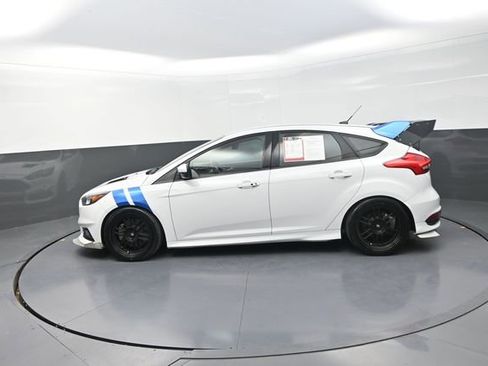 Used 2018 Ford Focus ST image 49