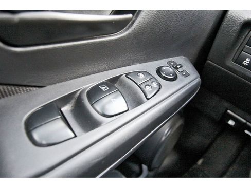 Used 2024 Nissan Kicks S image 15