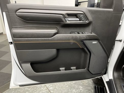 Certified 2024 GMC Sierra 2500 AT4 w/ AT4 Preferred Package image 10