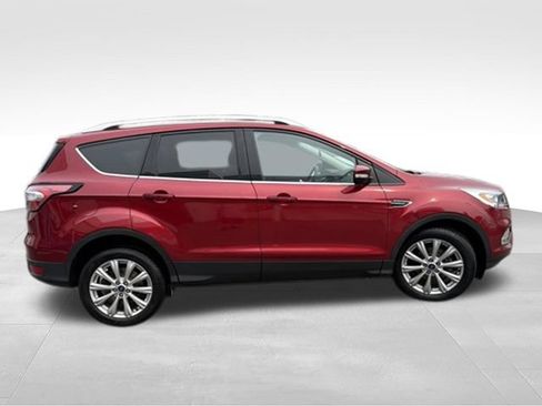Used 2017 Ford Escape Titanium FWD image 6