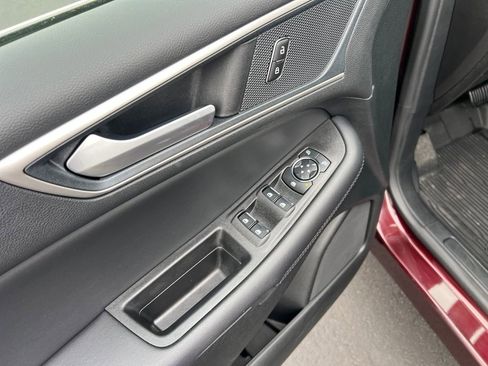 Certified 2024 Ford Edge SEL w/ Convenience Package image 13