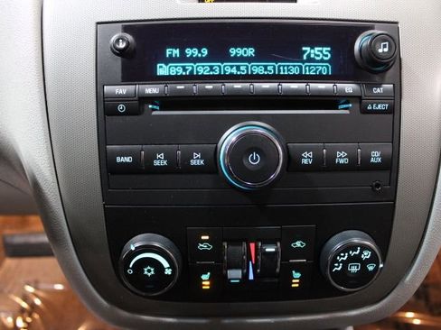 Used 2008 Chevrolet Impala SS w/ Convenience Package image 26