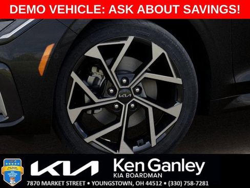 New 2025 Kia K5 EX image 9