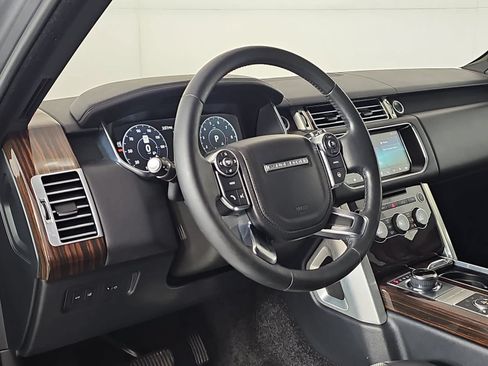 Used 2017 Land Rover Range Rover HSE AWD/4WD image 16