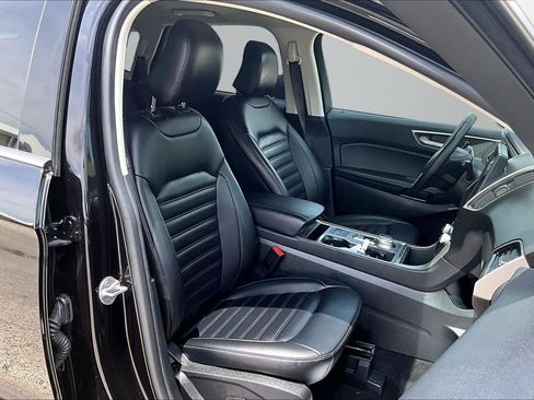 Used 2024 Ford Edge SEL w/ Convenience Package AWD/4WD image 7